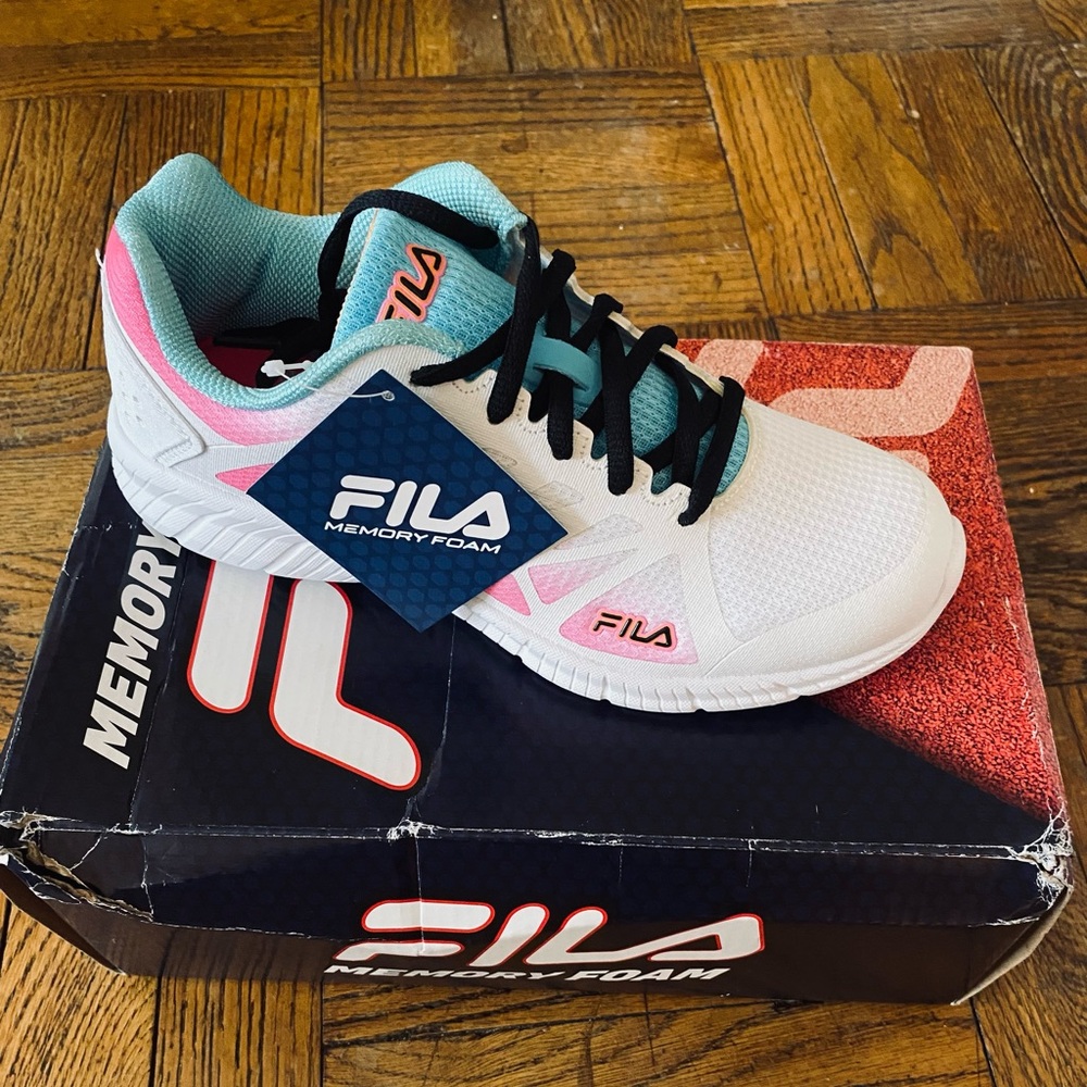 Fila Memory Fantom White and Pink Athletic Shoes